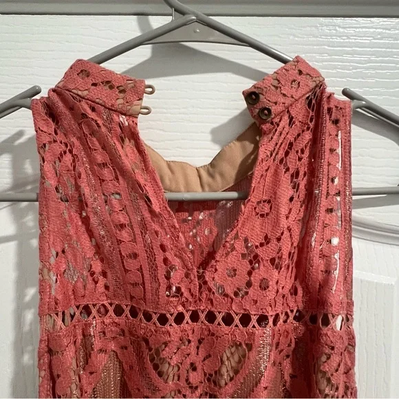 WAYF Lace Midi Dress - Picture 6 of 9